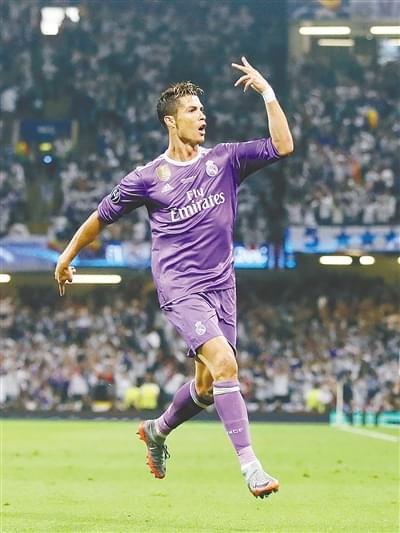 率先杀入欧, 希腊多点开