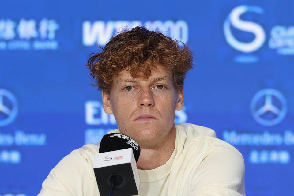 赛也将挥拍, 双方过往交